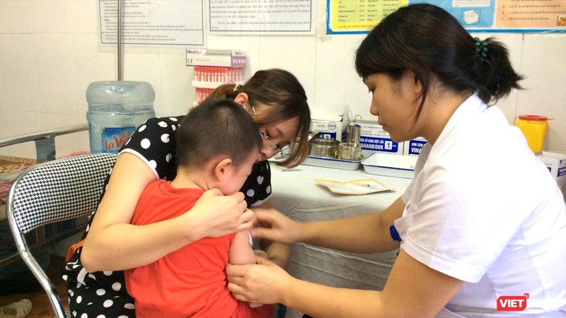 Tiêm vaccine Tiêm chủng mở rộng cho trẻ rất có ý nghĩa để ngăn ngừa dịch bệnh 