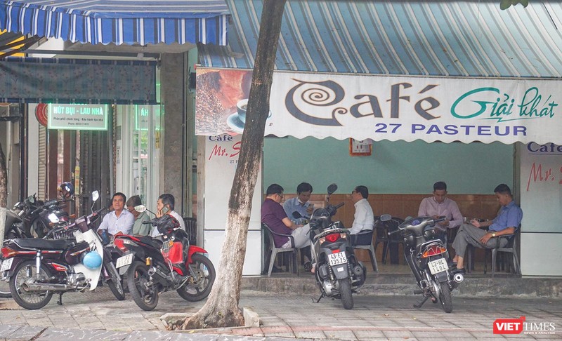 Từ 0h ngày 16/10, dịch vụ ăn uống ở Đà Nẵng sẽ được mở phục vụ tại chỗ trở lại