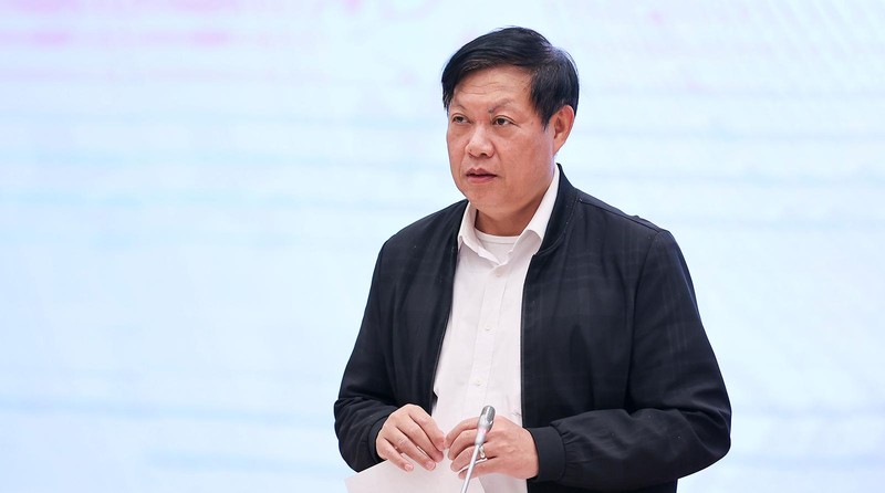 Thứ trưởng Bộ Y tế Đỗ Xuân Tuyên phát biểu tại phiên họp báo Chính phủ thường kỳ diễn ra ngày 3/3 (ảnh chinhphu.vn)