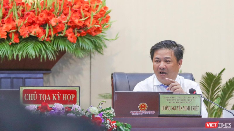 Ông Lương Nguyễn Minh Triết – Chủ tịch HĐND TP Đà Nẵng chủ toạ kỳ họp