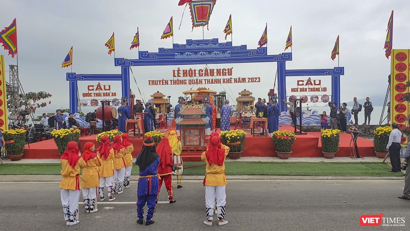 Lễ hội Cầu ngư quận Thanh Khê - lễ hội văn hóa miền biển lớn nhất và đặc sắc nhất tại Đà Nẵng đã diễn ra với các nghi lễ truyền thống linh thiêng.