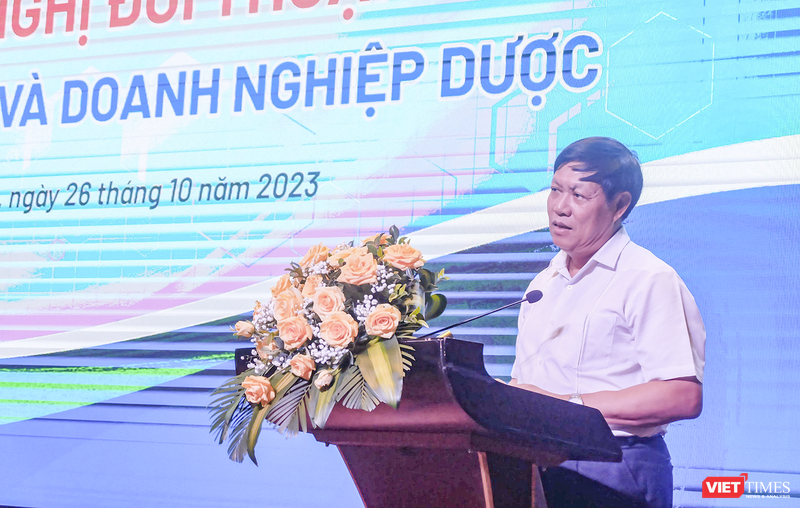 Thứ trưởng Bộ Y tế Đỗ Xuân Tuyên phát biểu tại hội nghị