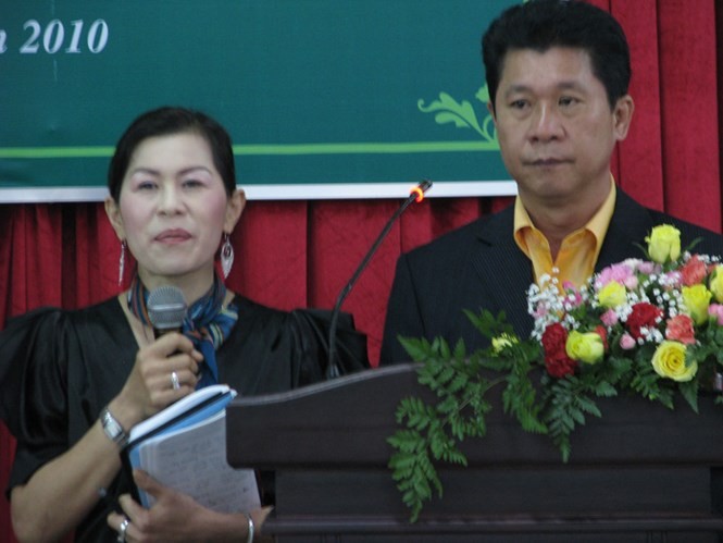 Bà Hà Linh và ông Lin Chin Chuang khi còn ở Lâm Đồng - Ảnh: Lâm Viên