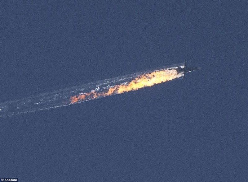 Su-24 Nga trúng tên lửa Thỗ Nhĩ Kỳ