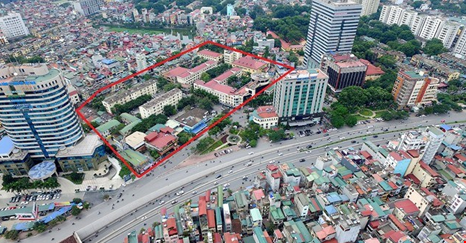 Khách sạn Kim Liên nằm ở khu đất vàng trung tâm thành phố Hà Nội. 