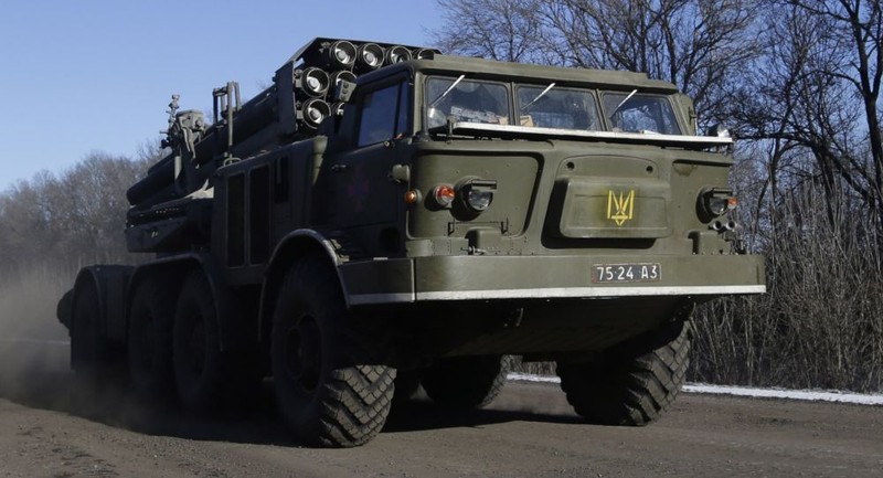Hệ thống pháo phản lực của Ukraine đã được triển khai đến Donbass