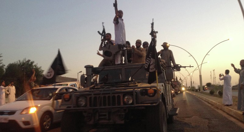IS đã chiếm được một kho dự trữ vũ khí lớn tại Ramadi, Iraq. (Ảnh: AP)