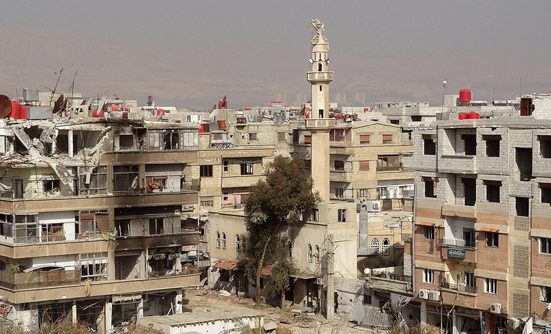 Chiến sự Syria diễn ra ác liệt trên đống hoang tàn