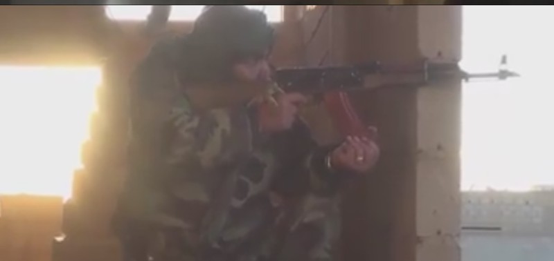 Video: Cận cảnh trận chiến dữ dội chống IS ở Deir Ezzor