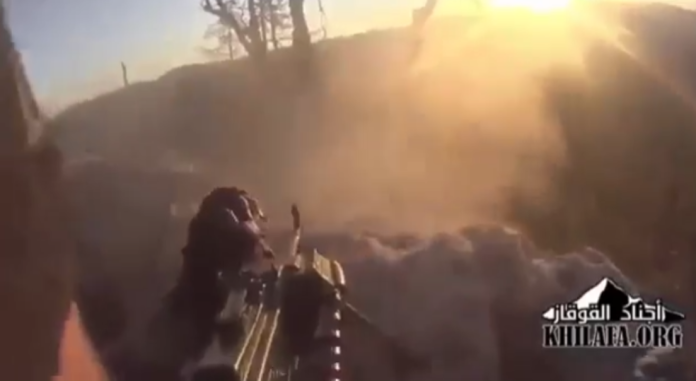 Video: Lực lượng Hồi giáo cực đoan Uzbekistan trúng tên lửa ở Ain Issa, Bắc Latakia