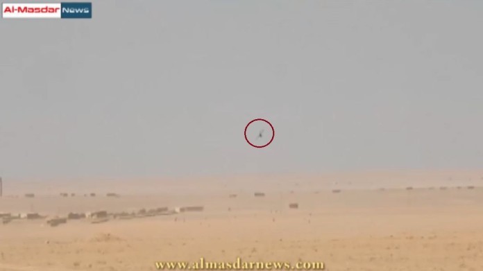 Video: Binh sĩ Syria bắn rơi một drone do thám của IS 