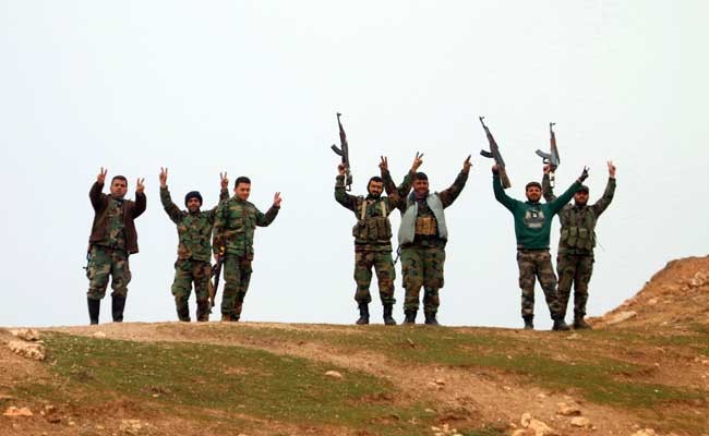 Binh sĩ quân đội Syria ở Hama