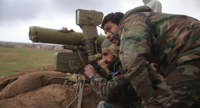 Binh sĩ Syria trên chiến trường Deir ez Zor