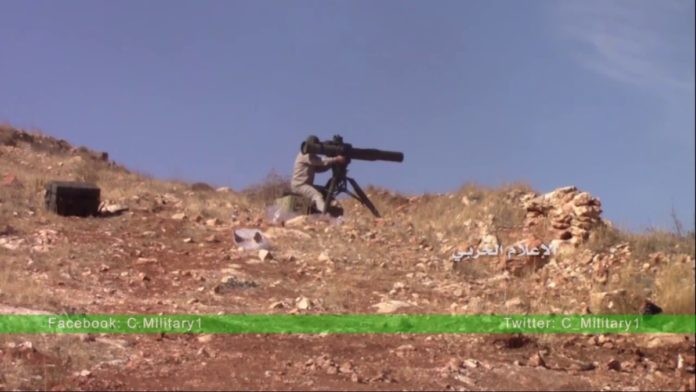 Binh sĩ Syria phục kích bằng ATGM Toophan của Iran