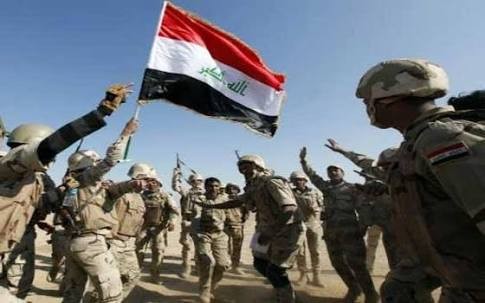 Binh sĩ quân đội Iraq ăn mừng chiến thắng trên đường tiến về Mosul