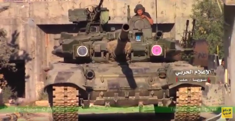 Xe tăng T-90 quân đội Syria tham gia chiến đấu trên chiến trường Aleppo