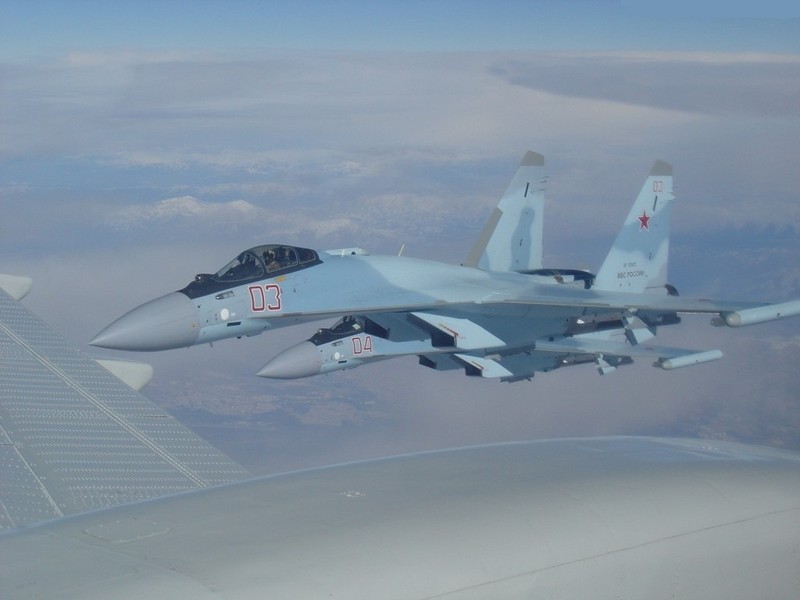 Máy bay Su-35 trên bầu trời Syria