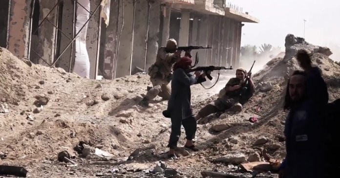 Các tay súng khủng bố tấn công ác liệt vào Deir ezZor