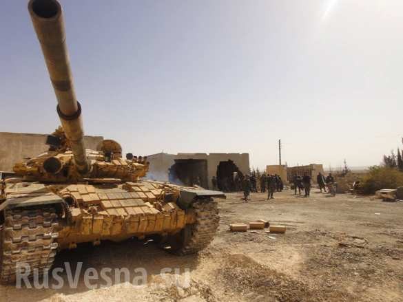 Xe tăng lực lượng Tigers tấn công trên miền đông Aleppo