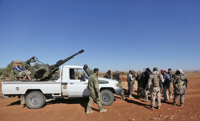 Nhóm các tay súng phiến quân FSA trên chiến trường Al-Bab