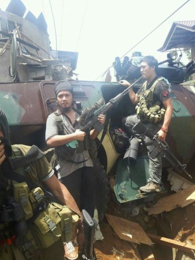 Nhóm chiến binh IS phục kích đánh chiếm một đoàn xe cơ giới của quân đội Philippine