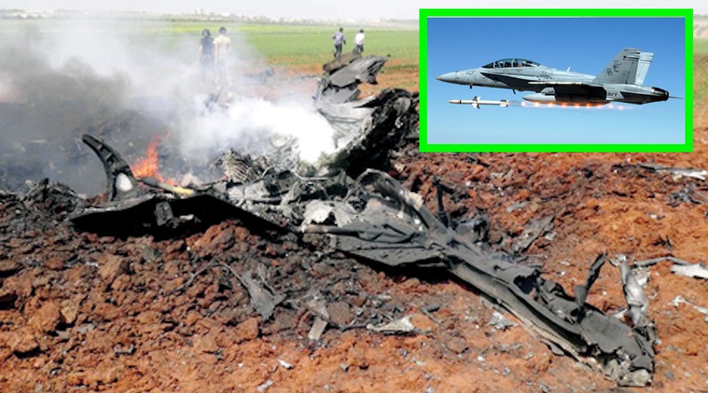 Chiếc máy bay Su 22 của không quân Syria bị F/A 18 Mỹ bắn hạ trên chiến trường Raqqa