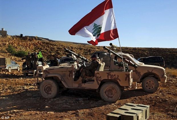 Quân đội Lebanon trên chiến trường vùng biên giới Syria - Lebanon - ảnh Al-Masdar News