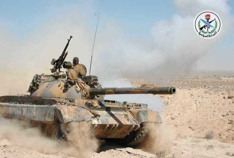 Xe tăng quân đội Syria tiến công trên hướng biên giới Jordan - Syria - ảnh minh hỏa FAS News