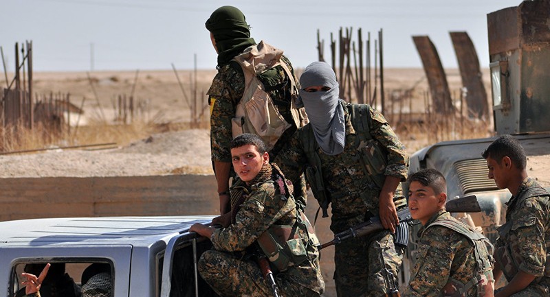 Lực lượng dân quân người Kurd trên chiến trường Raqqa - ảnh South Front