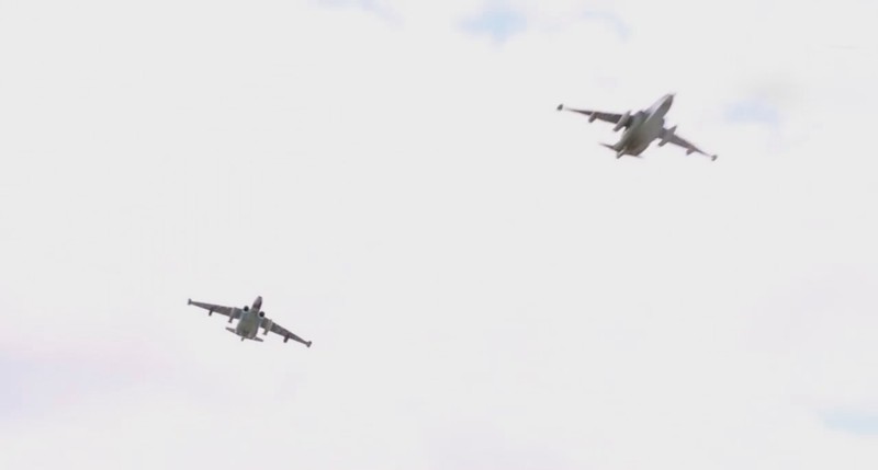Không quân Nga không kích trên chiến trường Syria - ảnh Masdar News