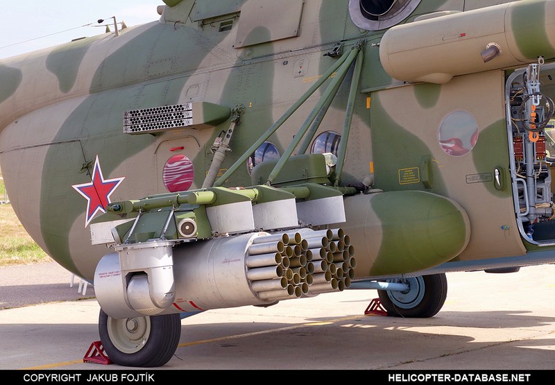 Tổ hợp tác chiến điện tử Vitebsk trên trực thăng Mi-8 Nga - ảnh minh họa Bình luận Quân sự