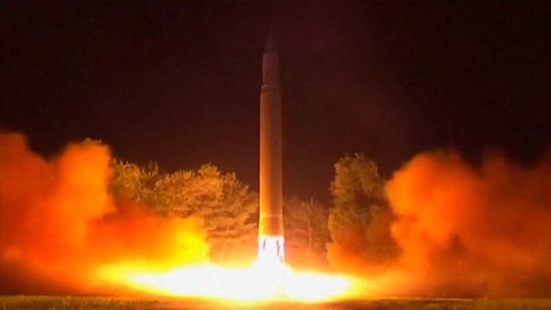 Cận cảnh một vụ phóng tên lửa đạn đạo ICBM Bắc Triều Tiên - ảnh minh họa The Washington Post
