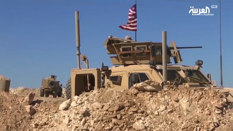 Quân đội Mỹ tiếp tục duy trì sự hiện diên ở Syria bất chấp phản đối - anh minh họa từ video South Front
