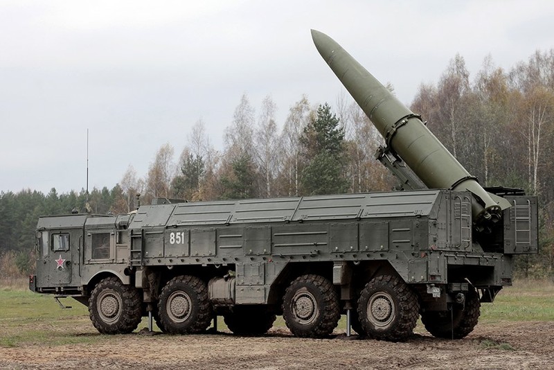 Tên lửa đạn đạo chiến thuật Iskander - M. Ảnh minh họa báo RG
