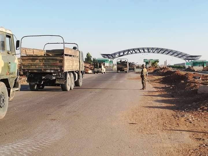 Quân đội Syria trên Nga tư biên giới Nassib với Jordan. Ảnh SANA