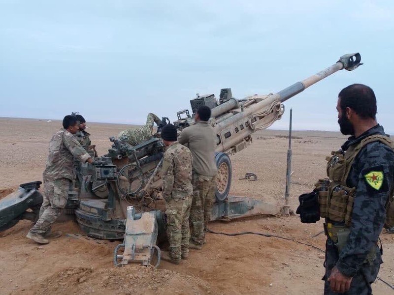 Lực lượng SDF pháo kích trên chiến trường Deir Ezzor. Ảnh minh họa: Masdar News.
