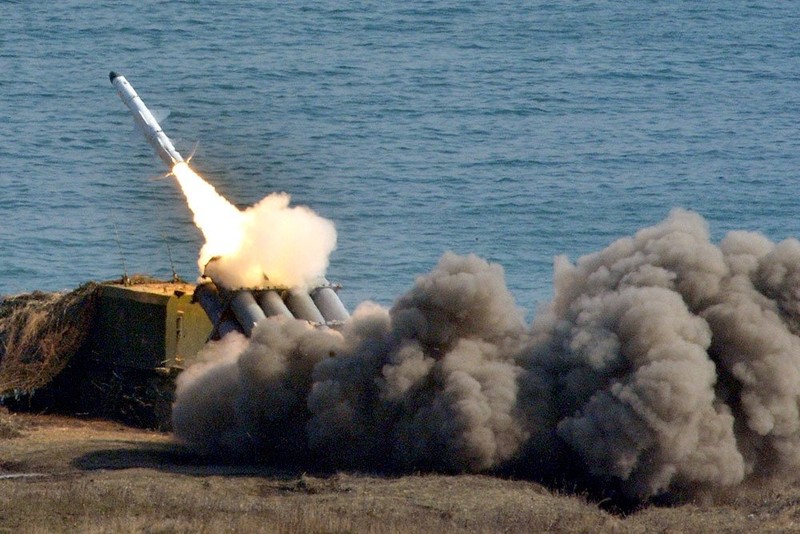 Tổ hợp tên lửa chống tàu Bal, phóng đạn. Ảnh minh họa Russian Gazeta