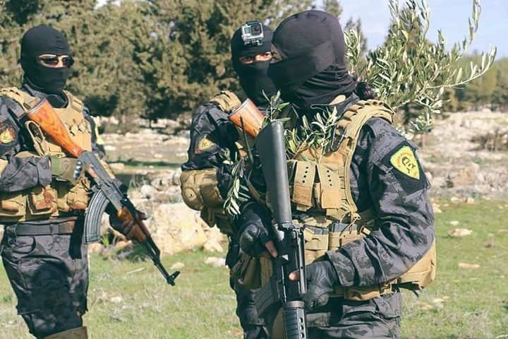 Chiến binh biệt kích YPG chiến đấu trên chiến trường Afrin. Ảnh minh họa: Masdar News.