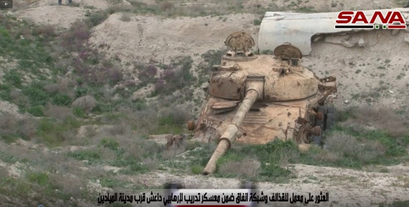 Khu vực căn cứ bí mật của khủng bố ở Al-Mayadin, tỉnh Deir Ezzor.