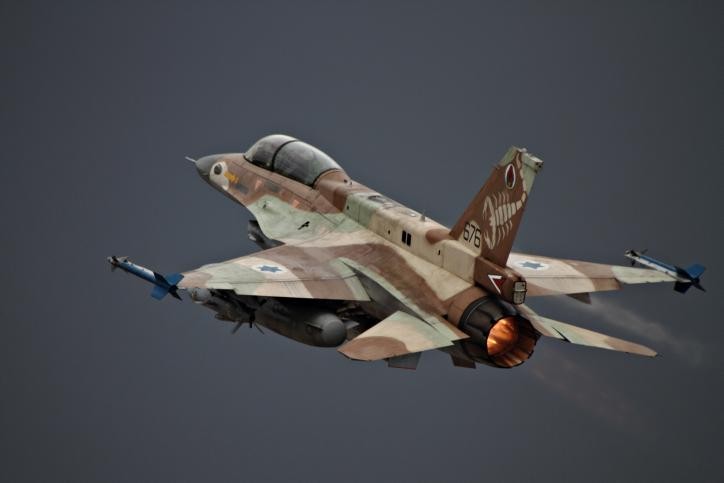 Máy bay F-16 D 'Barak Cobra' của Không quân Israel (Ảnh: Ofer Zidon / Flash90)
