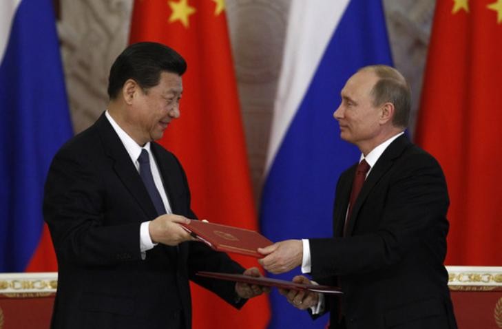 Chủ tịch Trung Quốc Tập Cận Bình và Tổng thống Nga Vladimir Putin (ảnh tư liệu)