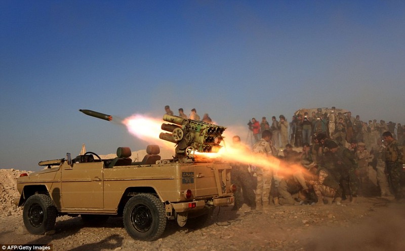 Hỏa lực quân đội Iraq công phá Mosul