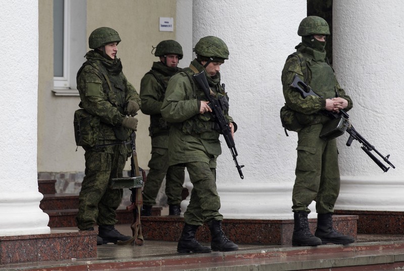 Binh sĩ Nga ở bán đảo Crimea