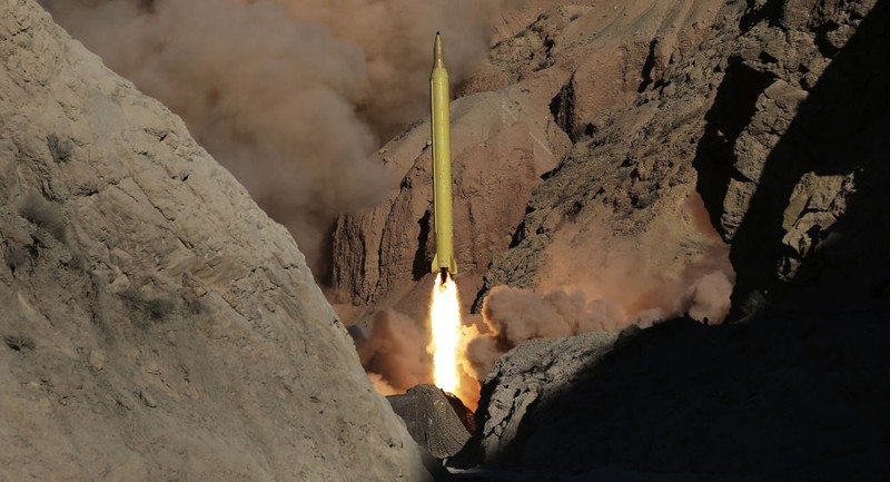 Tên lửa Iran rời bệ phóng
