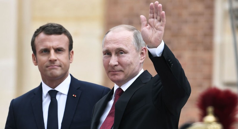 Tổng thống Nga Putin và tổng thống Pháp Macron