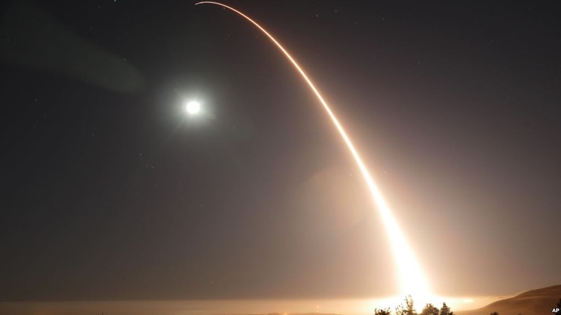 Mỹ vừa thử đánh chặn thành công tên lửa đạn đạo liên lục địa (ICBM)