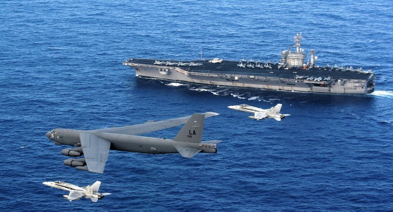 Cụm tác chiến tàu sân bay là biểu tượng cho quyền lực và sức mạnh toàn cầu của Mỹ