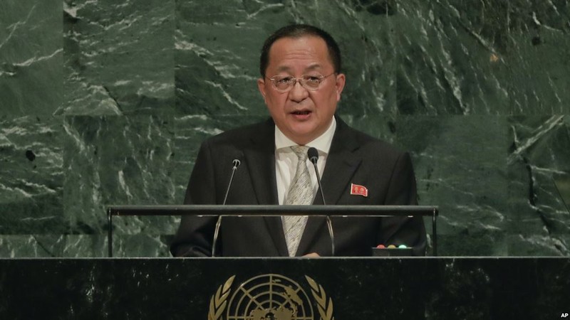 Bộ trưởng Ngoại giao Triều Tiên Ri Yong Ho phát biểu tại Đại hội đồng Liên Hiệp Quốc ở thành phố New York, ngày 23/9/2017.