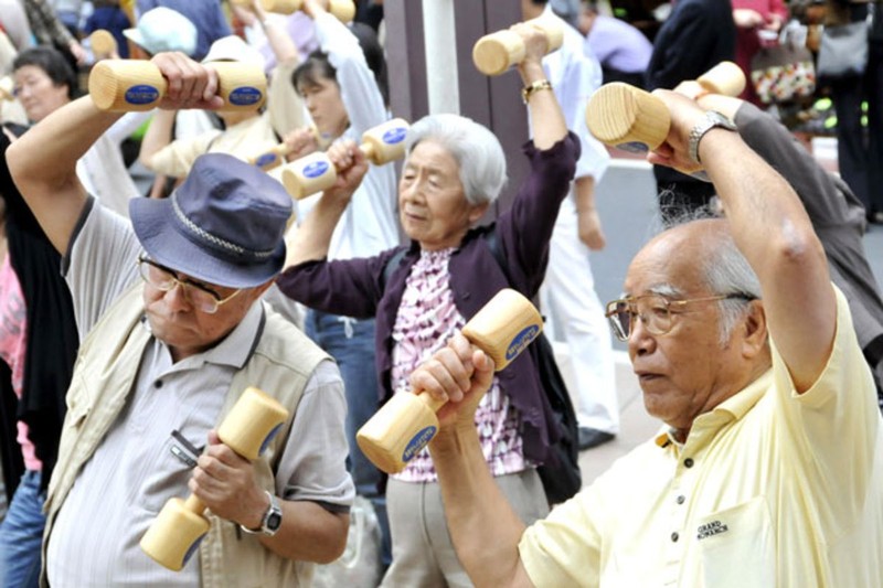 Người già chiếm tỷ lệ lớn trong cơ cấu dân số Nhật Bản