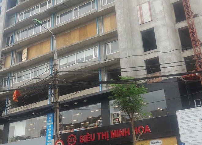 Cảnh nham nhở tại Dự án 131 Thái Hà gây mất mỹ quan đô thị tại trung tâm Hà Nội